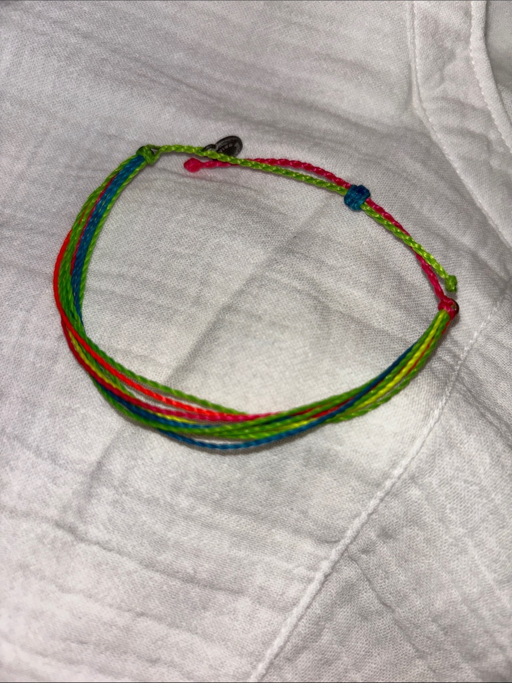 Pura Vida Bracelets, set of 4 Adjustable Multicolor String Bracelets NWOT - Picture 3 of 5